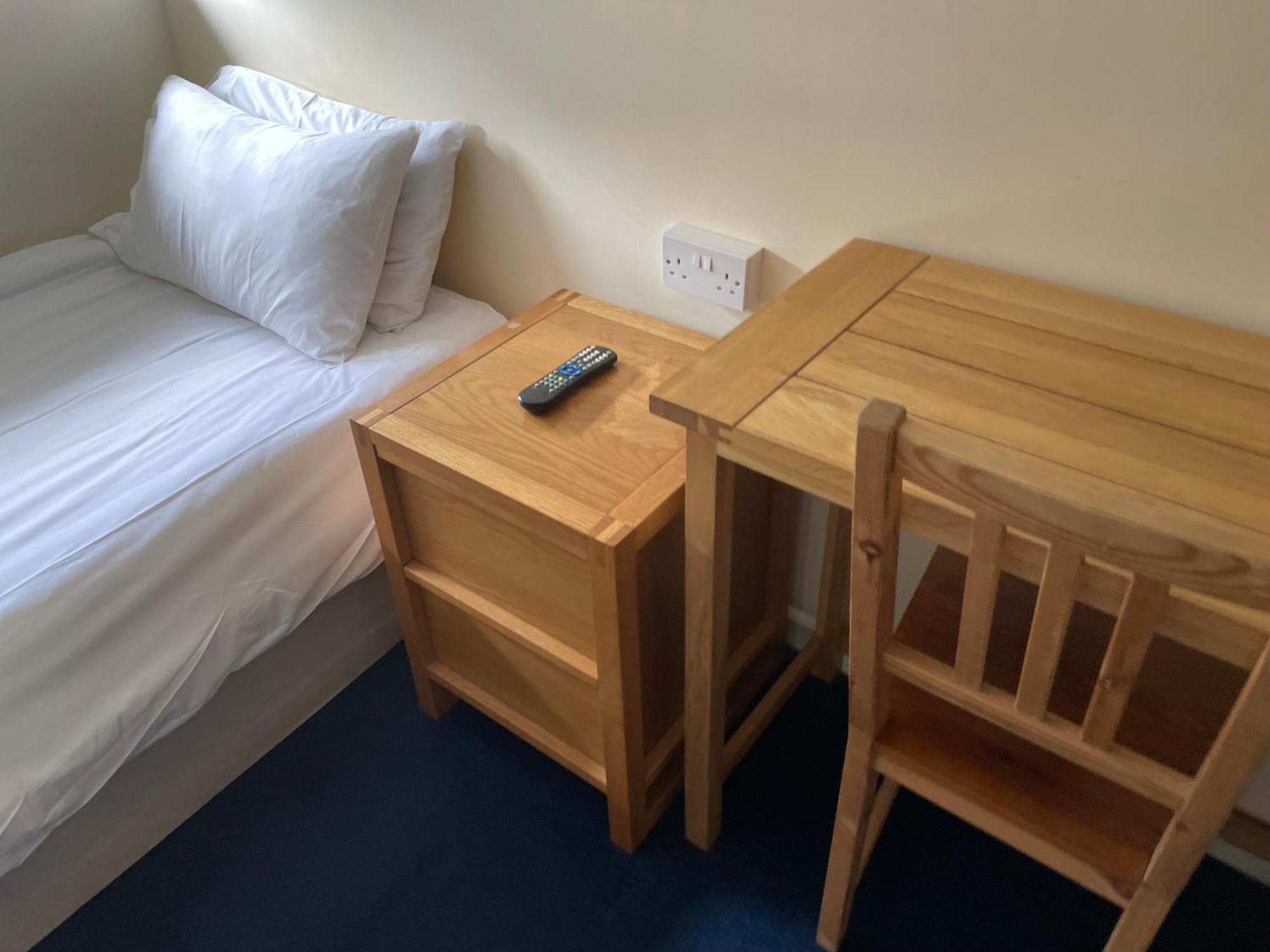 Bridge Farm Guesthouse Rooms Dundry Экстерьер фото