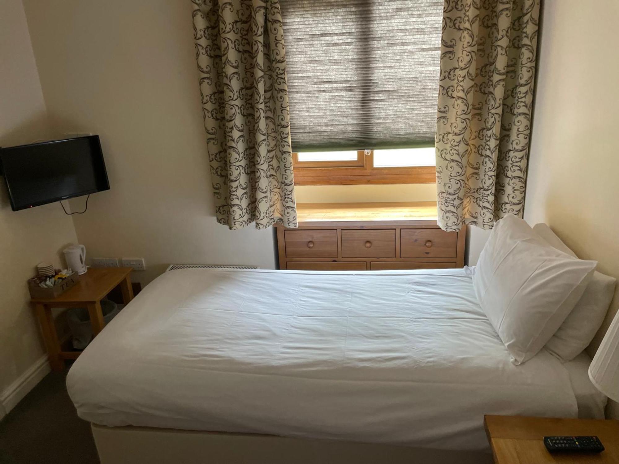 Bridge Farm Guesthouse Rooms Dundry Экстерьер фото