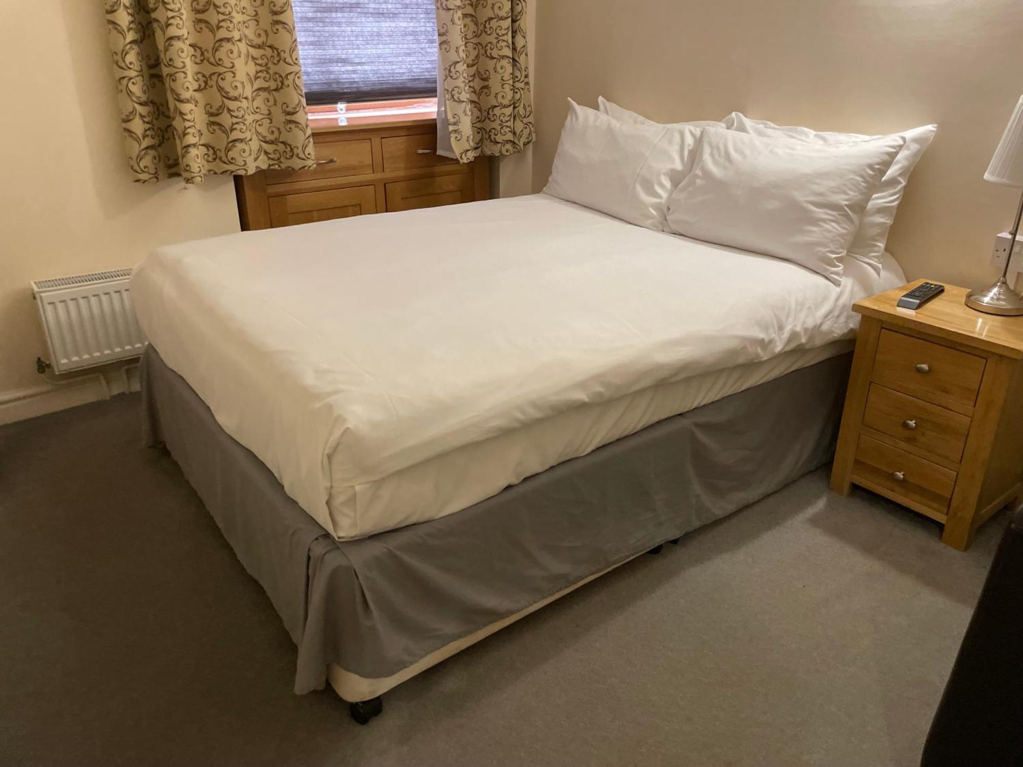 Bridge Farm Guesthouse Rooms Dundry Экстерьер фото